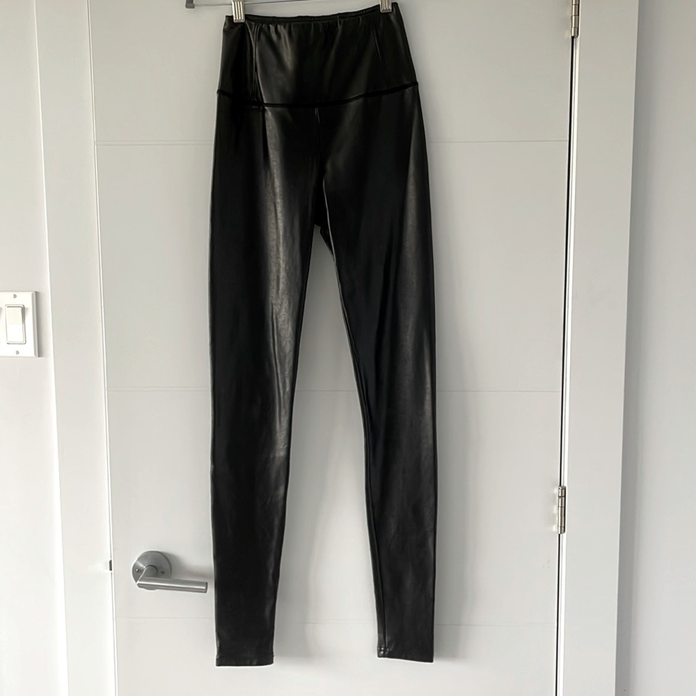 Wilfred black Unreal leather leggings - XS - great condition!
